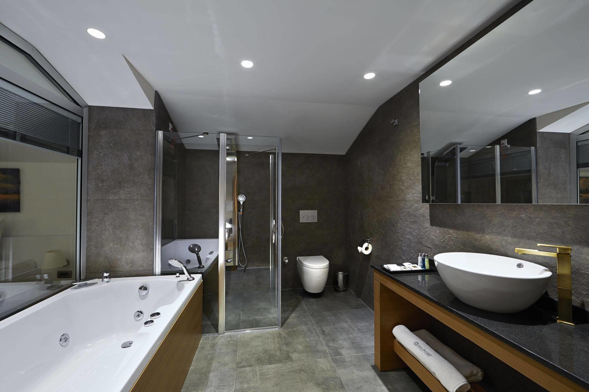 Milport Hotel Levent Istanbul Exterior foto
