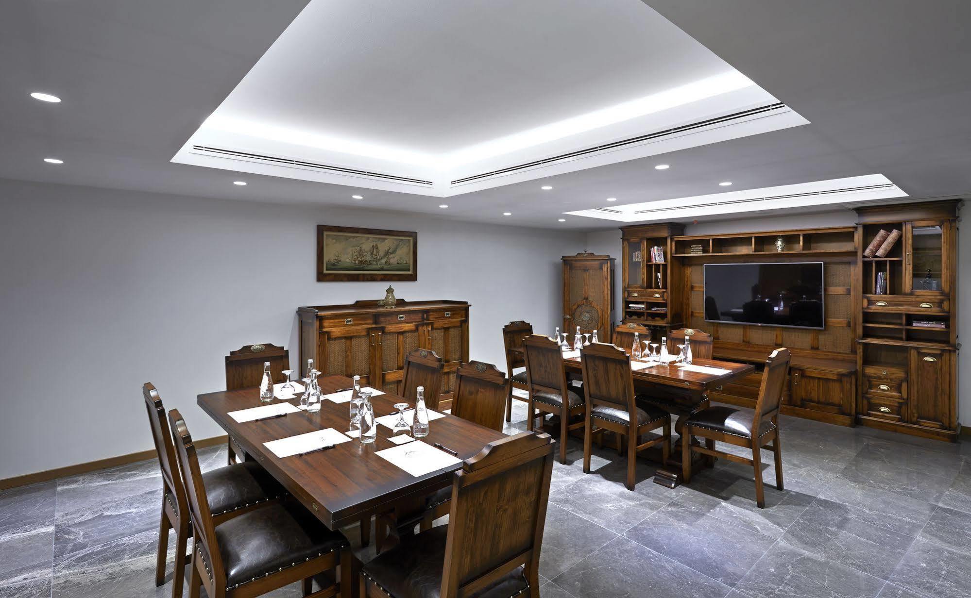 Milport Hotel Levent Istanbul Exterior foto